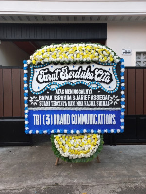 Papan Bunga Duka di Kilmury
